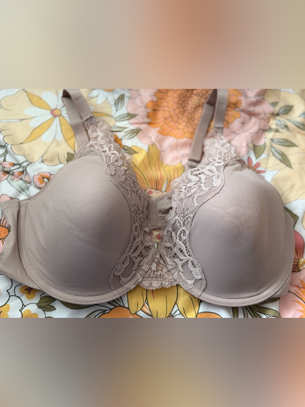 Bali Smooth U Comfort Stretch Underwire Lace Bra 🔥 Size 40C